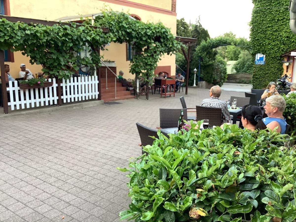 Hotel-Restaurant Christine Lubz Exterior photo